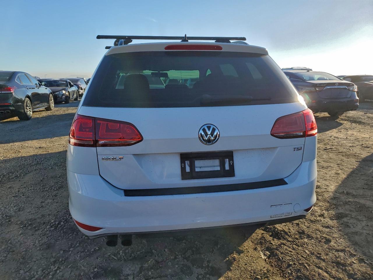 VOLKSWAGEN GOLF SPORTSVAN S