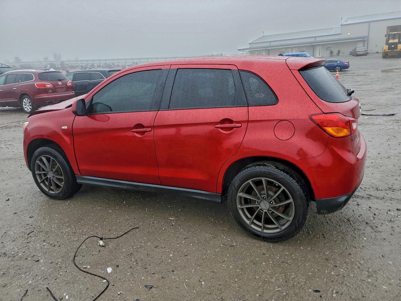 MITSUBISHI OUTLANDER ES