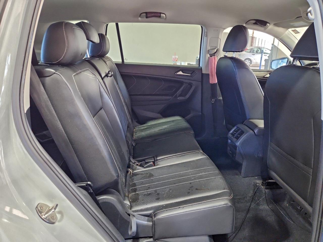 VOLKSWAGEN TIGUAN SE