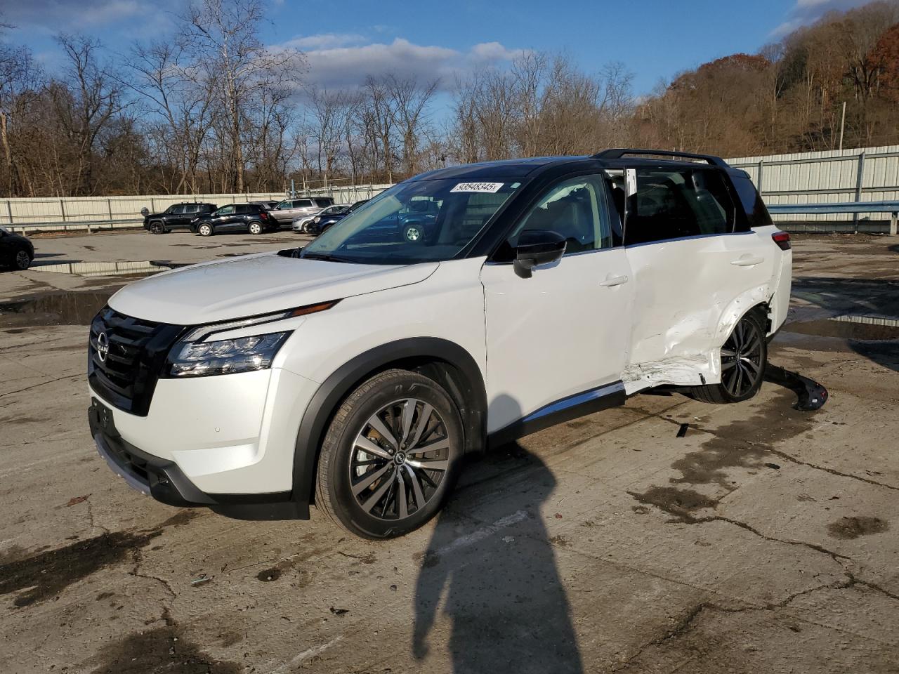 NISSAN PATHFINDER PLATINUM