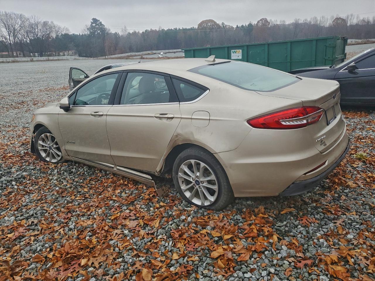 FORD FUSION SE