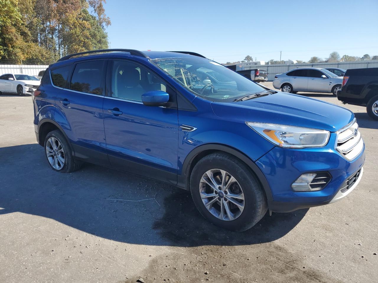 FORD ESCAPE SE