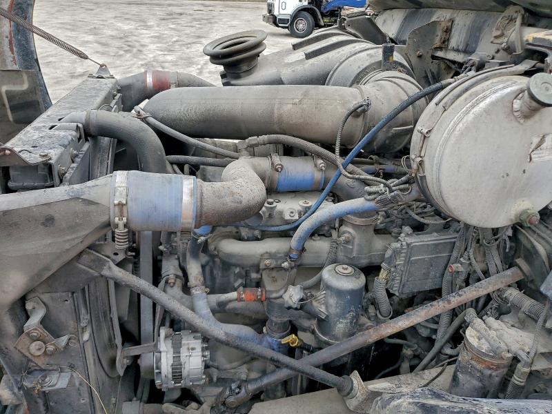 2005 MACK 700 CV700 #3302766343