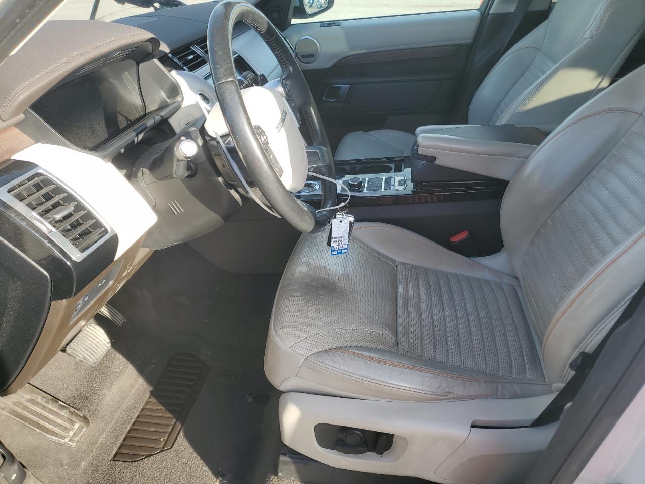 LAND ROVER DISCOVERY HSE LUXURY