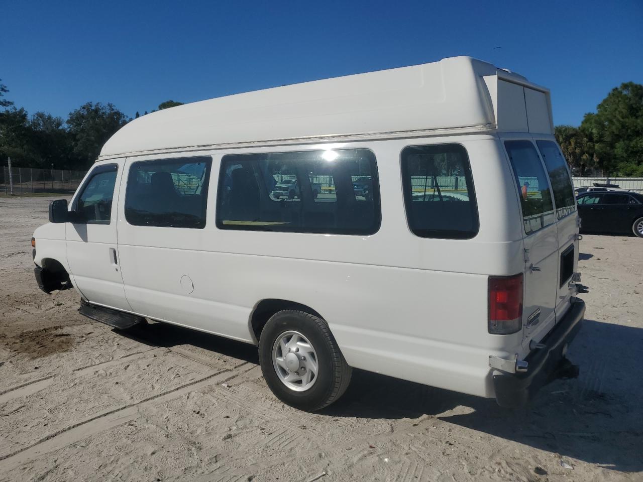 Lot #3308427333 2011 FORD ECONOLINE