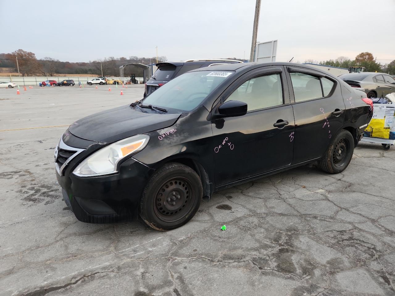 NISSAN VERSA S