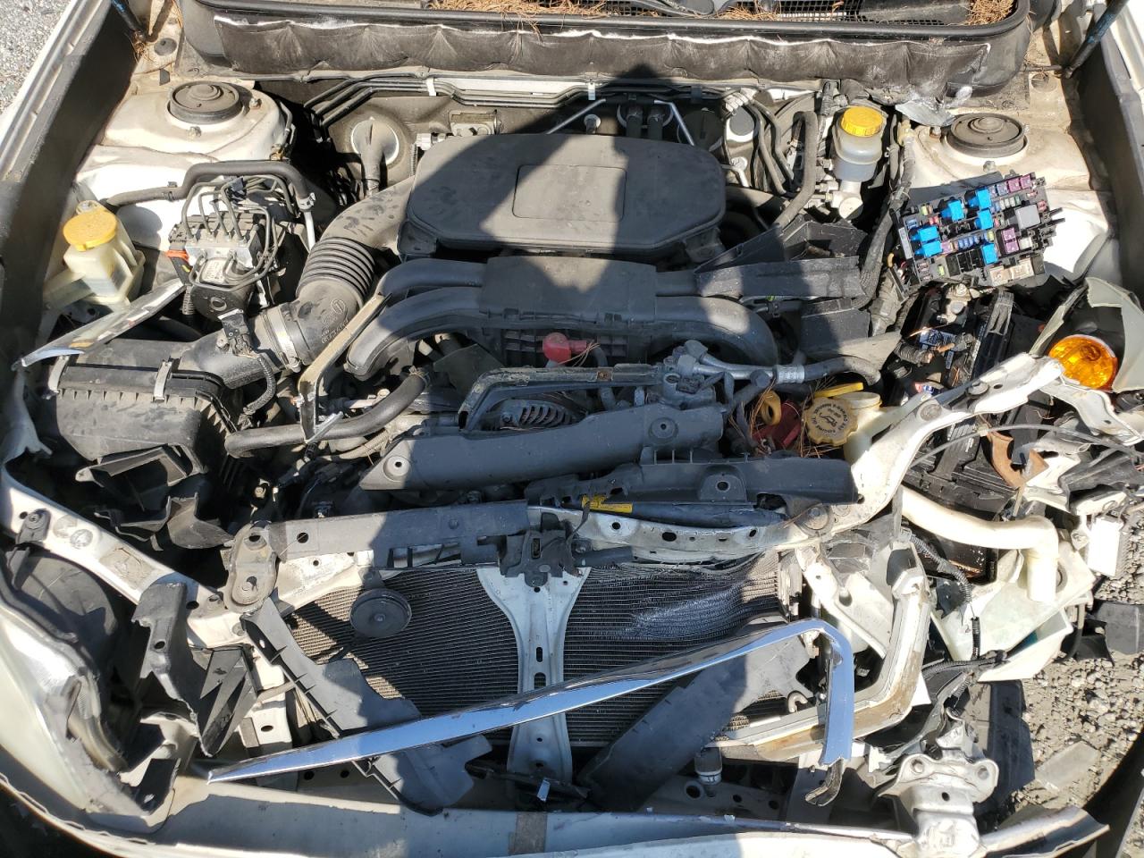 SUBARU LEGACY 2.5I PREMIUM