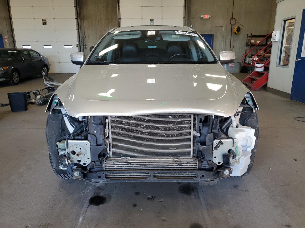 VOLVO XC60 T5 INSCRIPTION