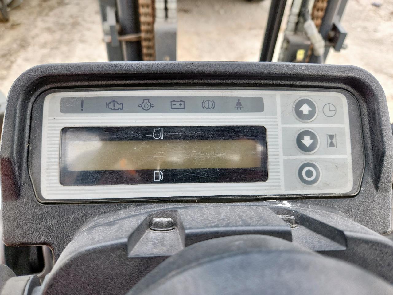 Lot #3304635944 2014 NISS FORKLIFT