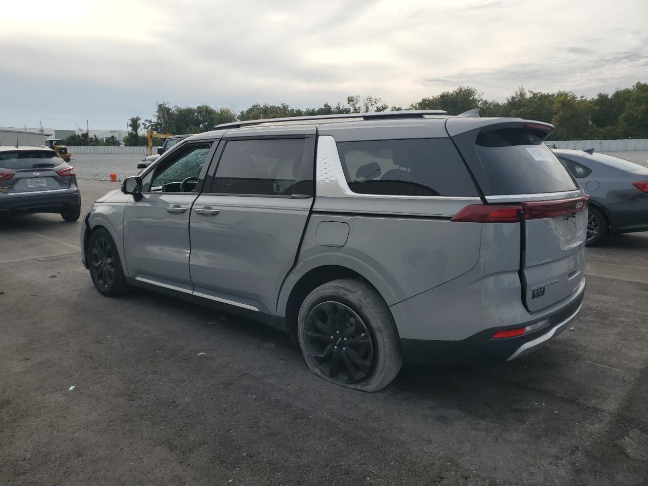 KIA CARNIVAL SX PRESTIGE