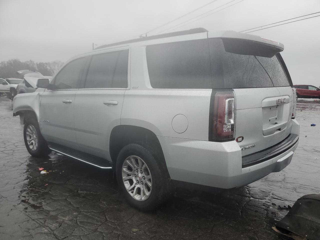 GMC YUKON SLT