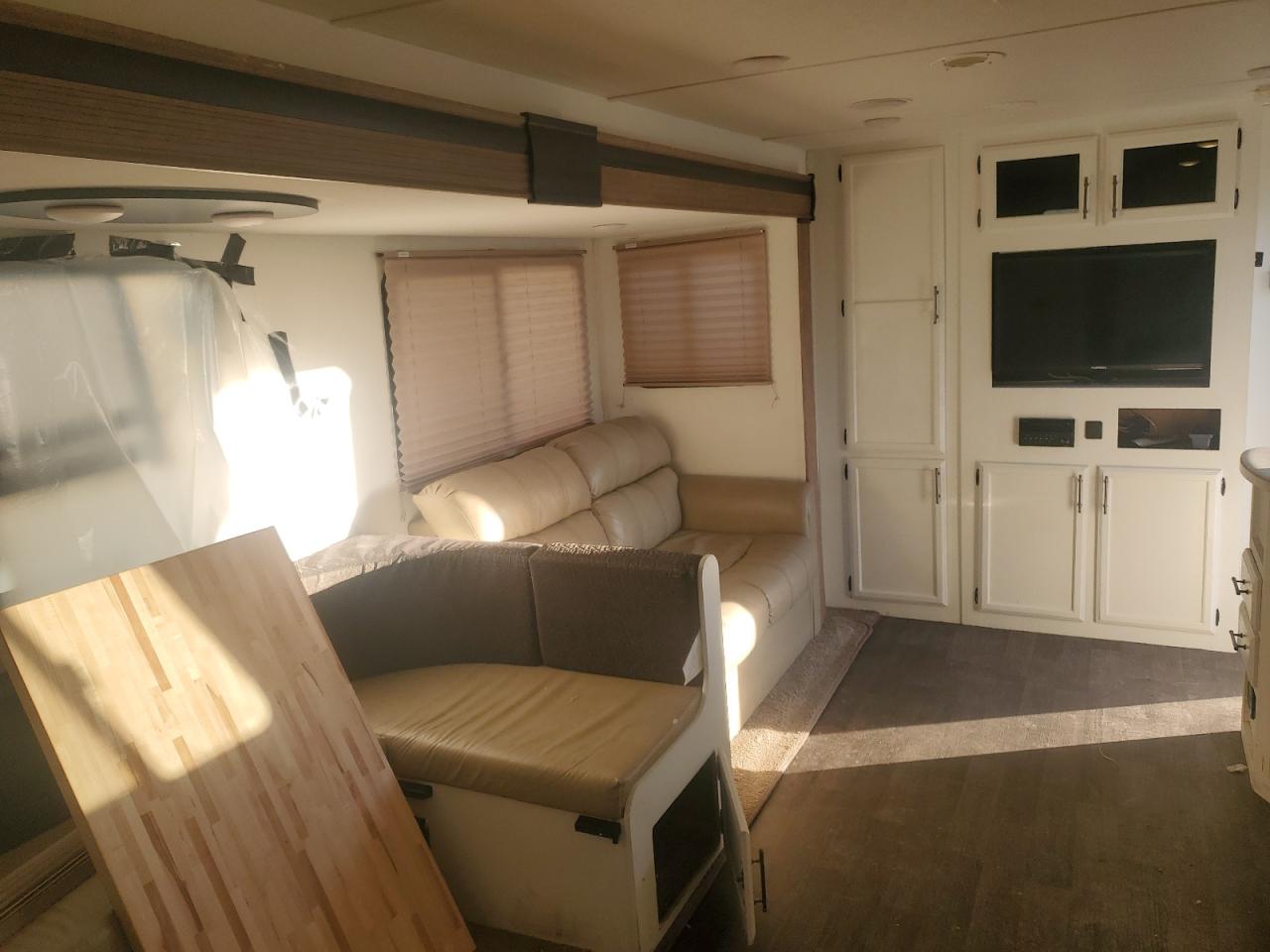 Lot #3305330318 2018 STARCRAFT TRAVEL TRA