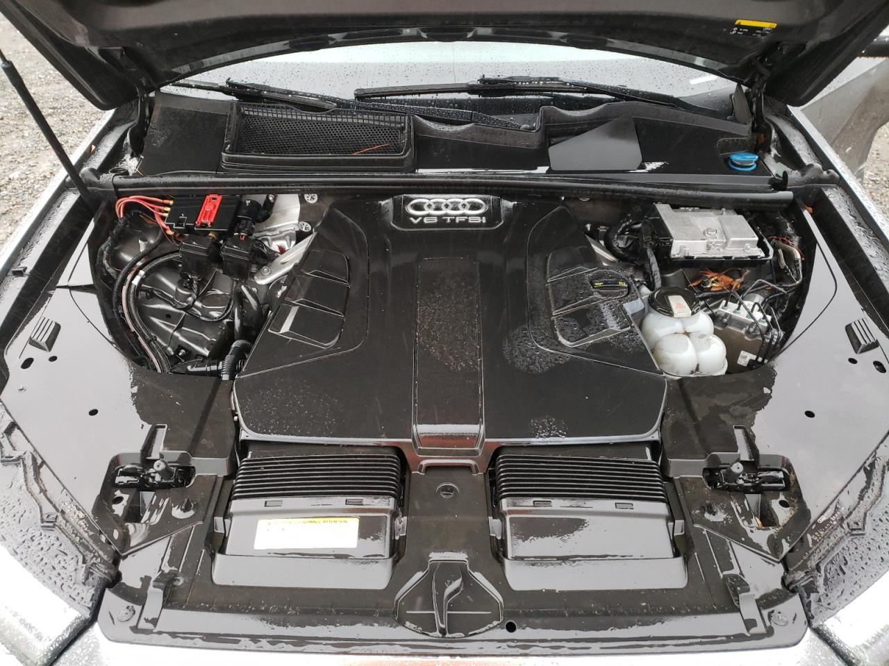 AUDI Q7 PREMIUM PLUS