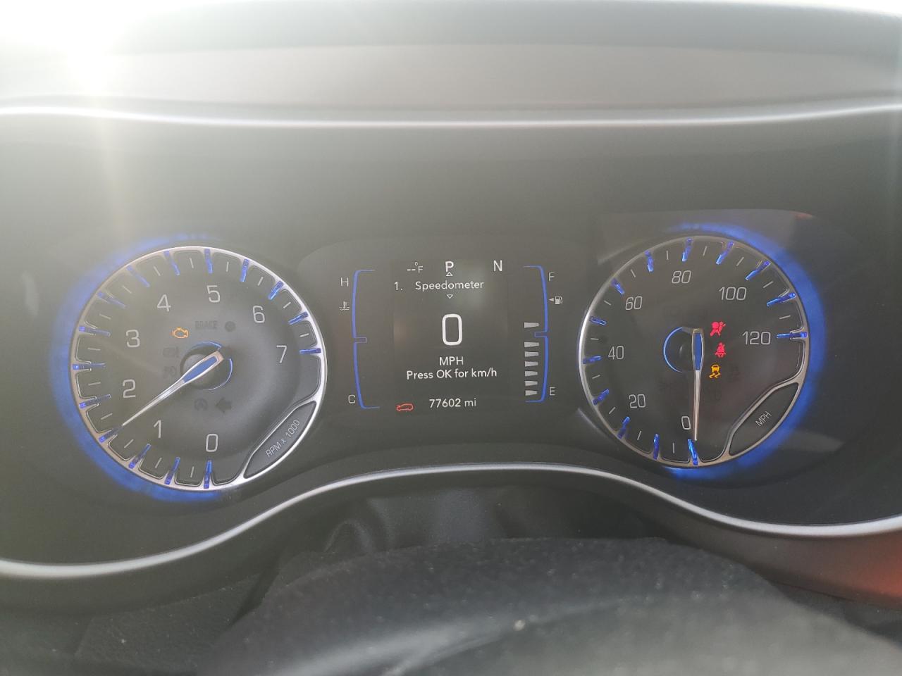 CHRYSLER PACIFICA TOURING