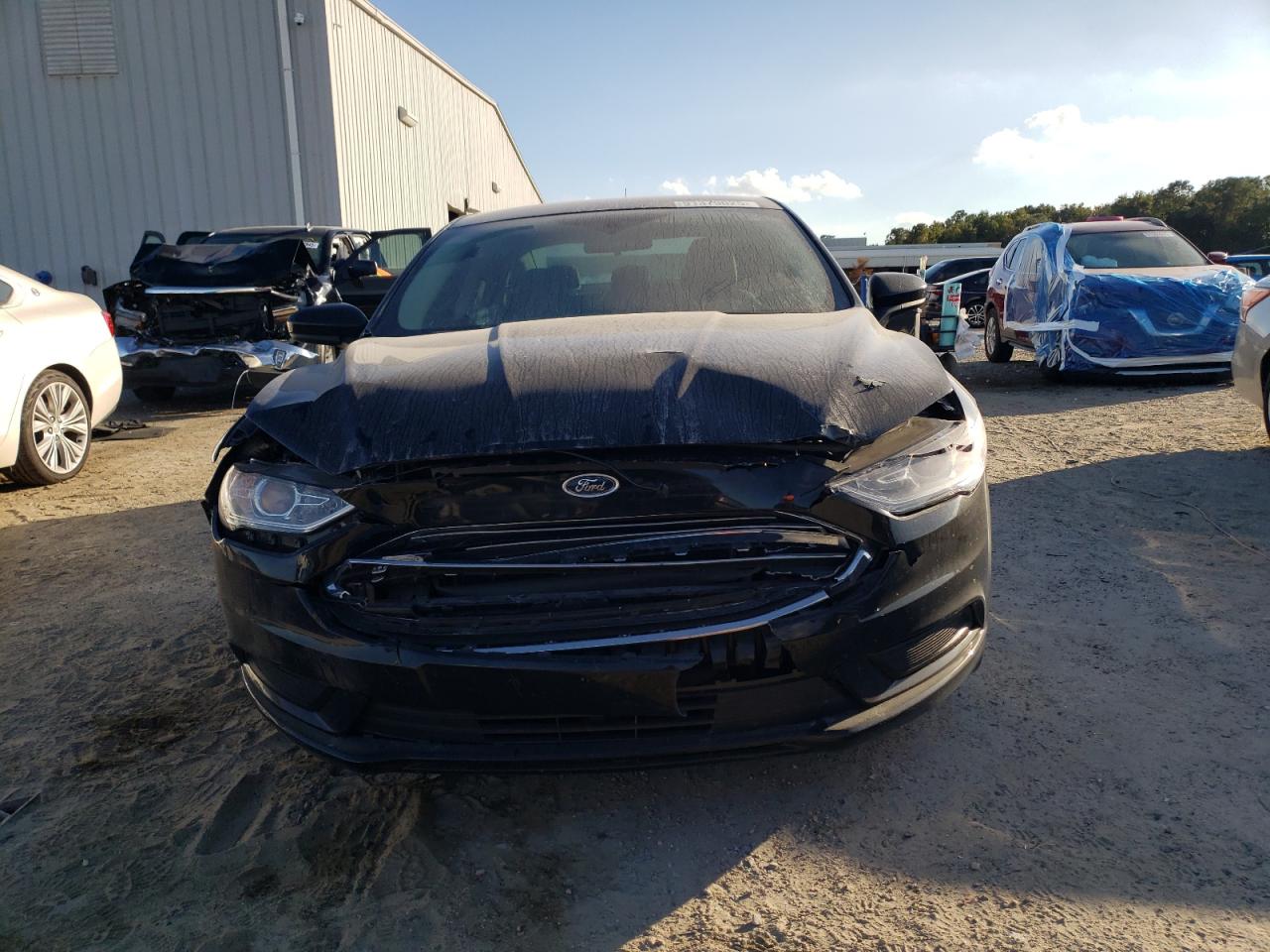 Lot #3302885940 2018 FORD FUSION S