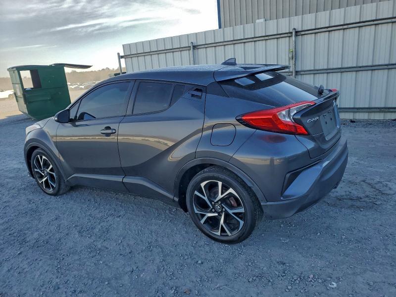 2018 TOYOTA C-HR XLE #3302757349