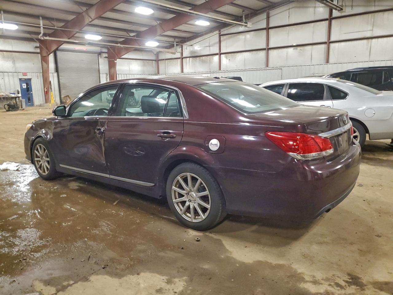 TOYOTA AVALON BASE