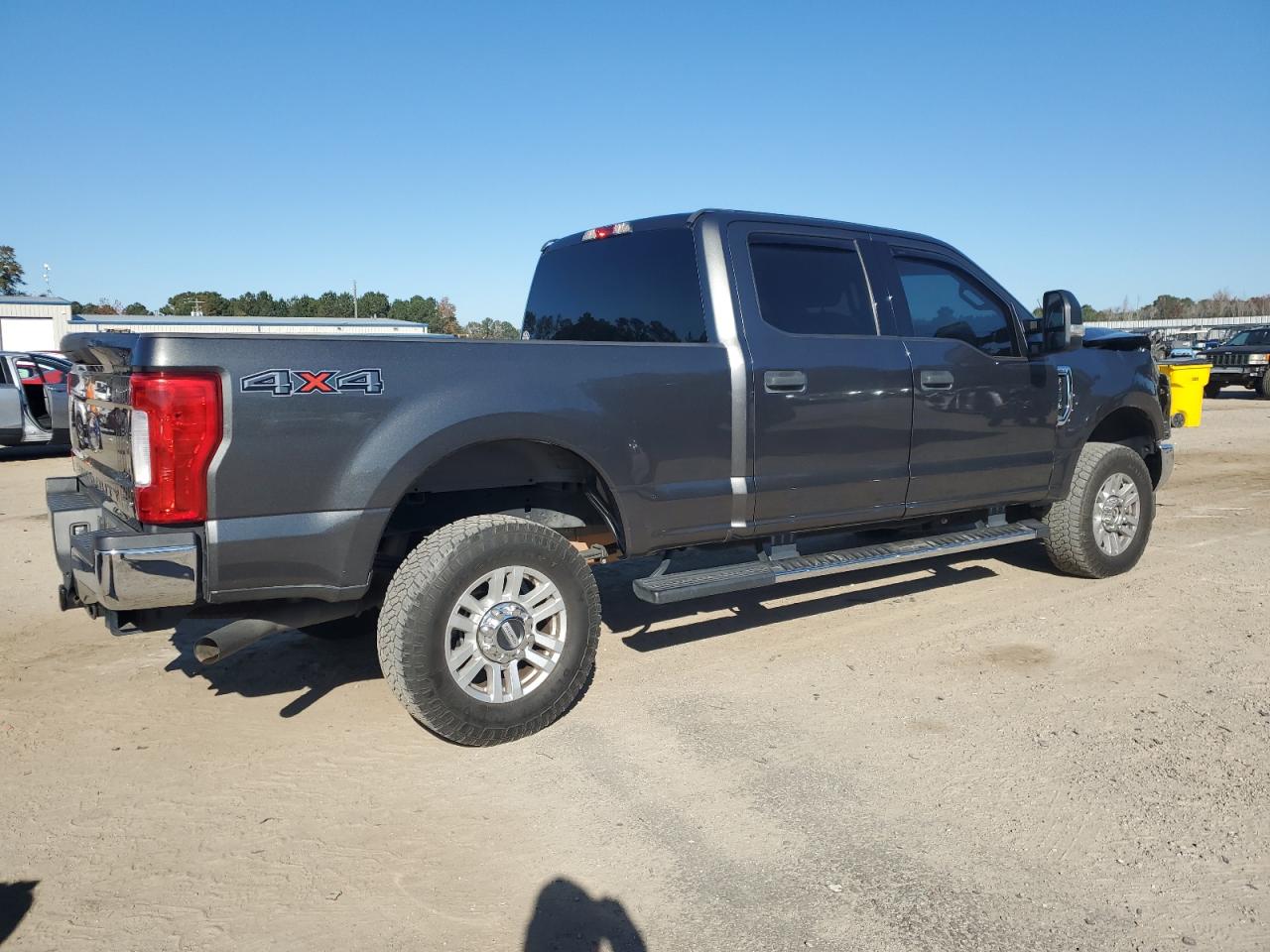 FORD F-250 SUPER DUTY