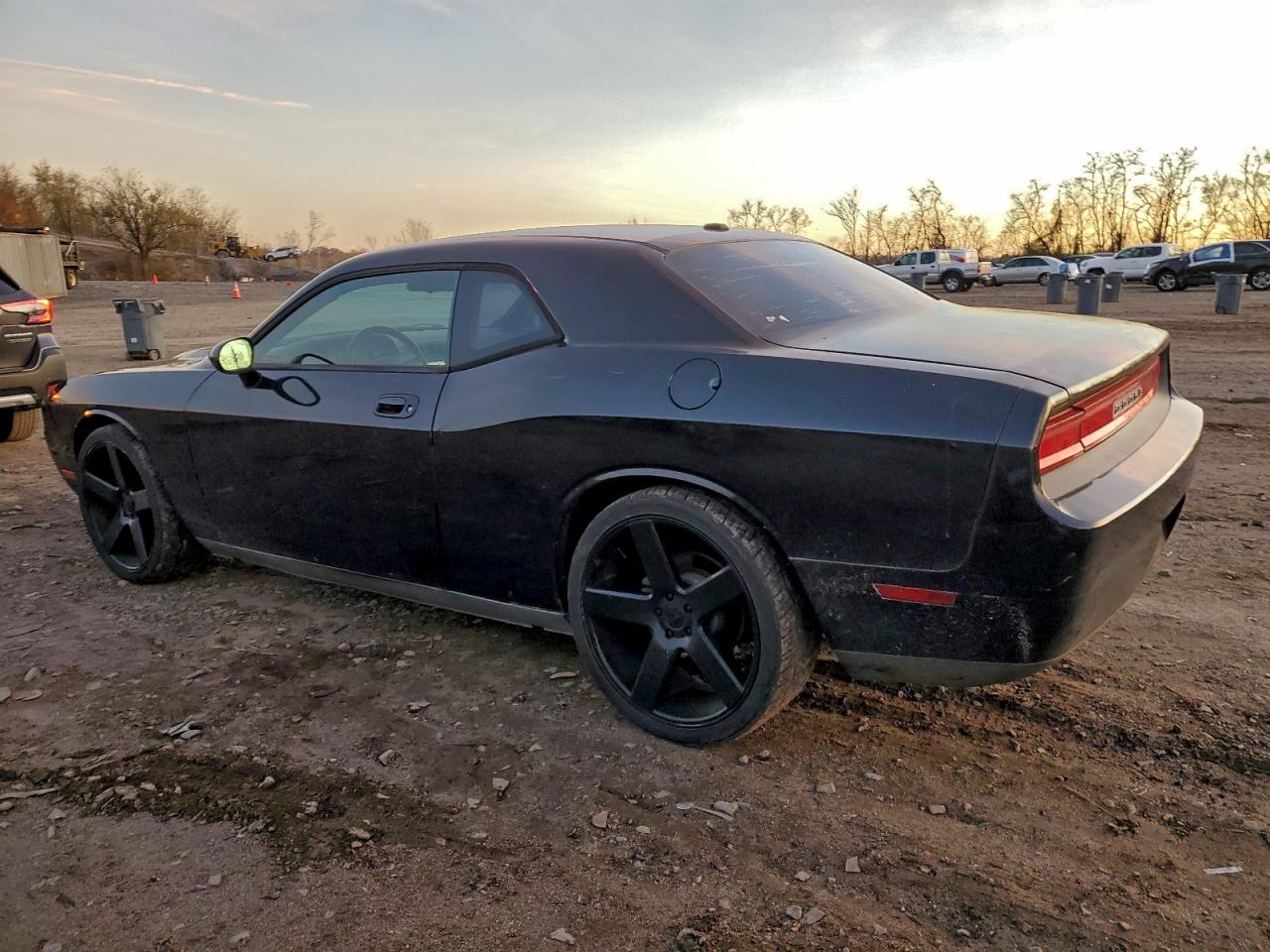 DODGE CHALLENGER SE