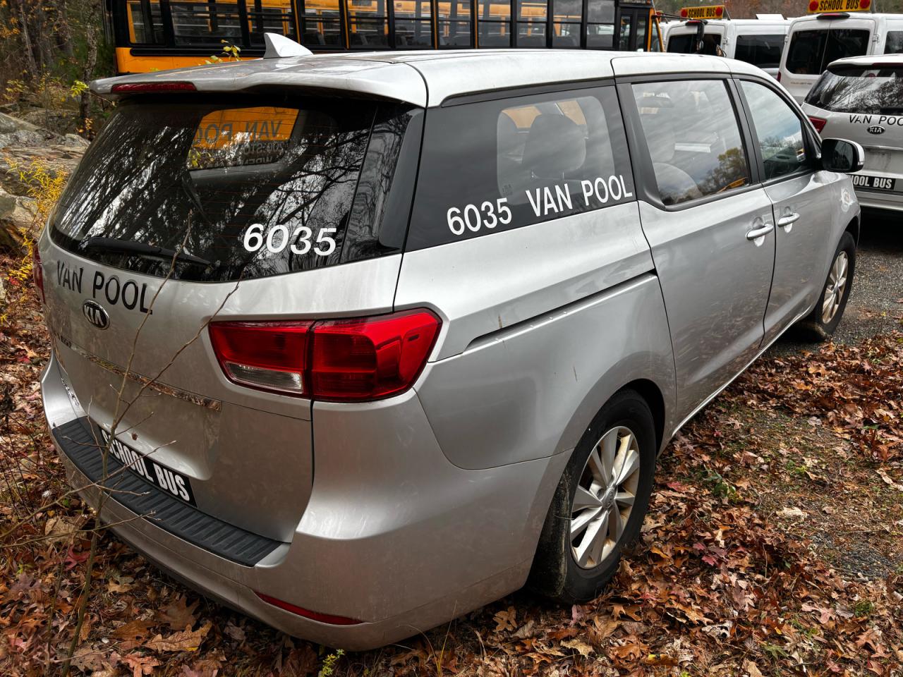KIA SEDONA L