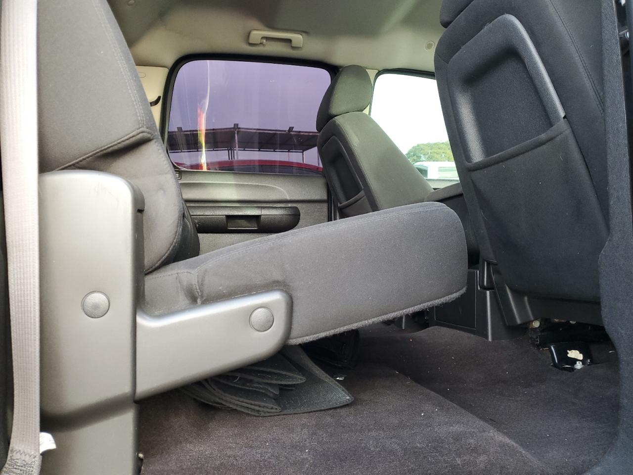 CHEVROLET SILVERADO C1500 LT