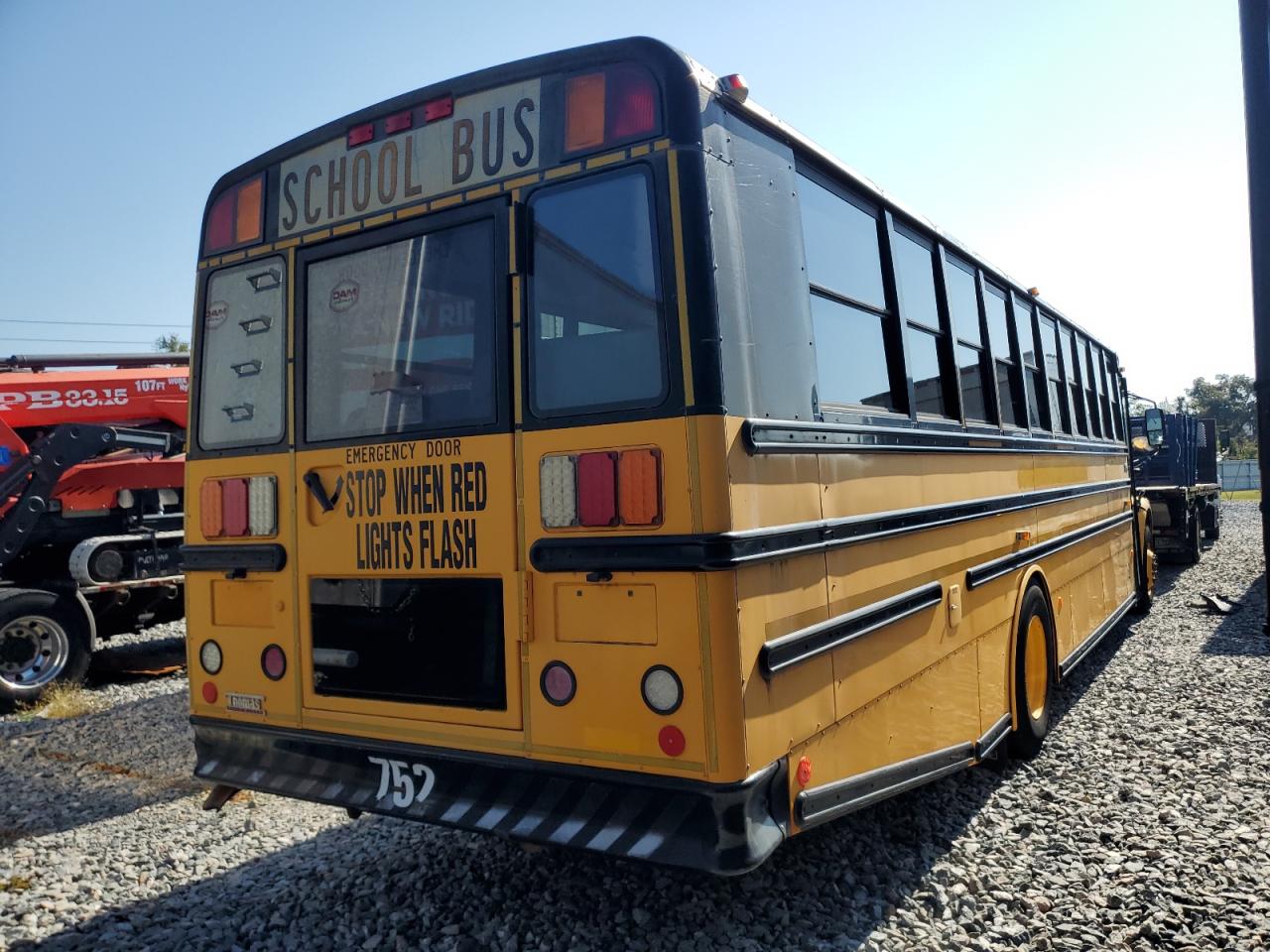 Lot #3296320492 2009 THOM BUS