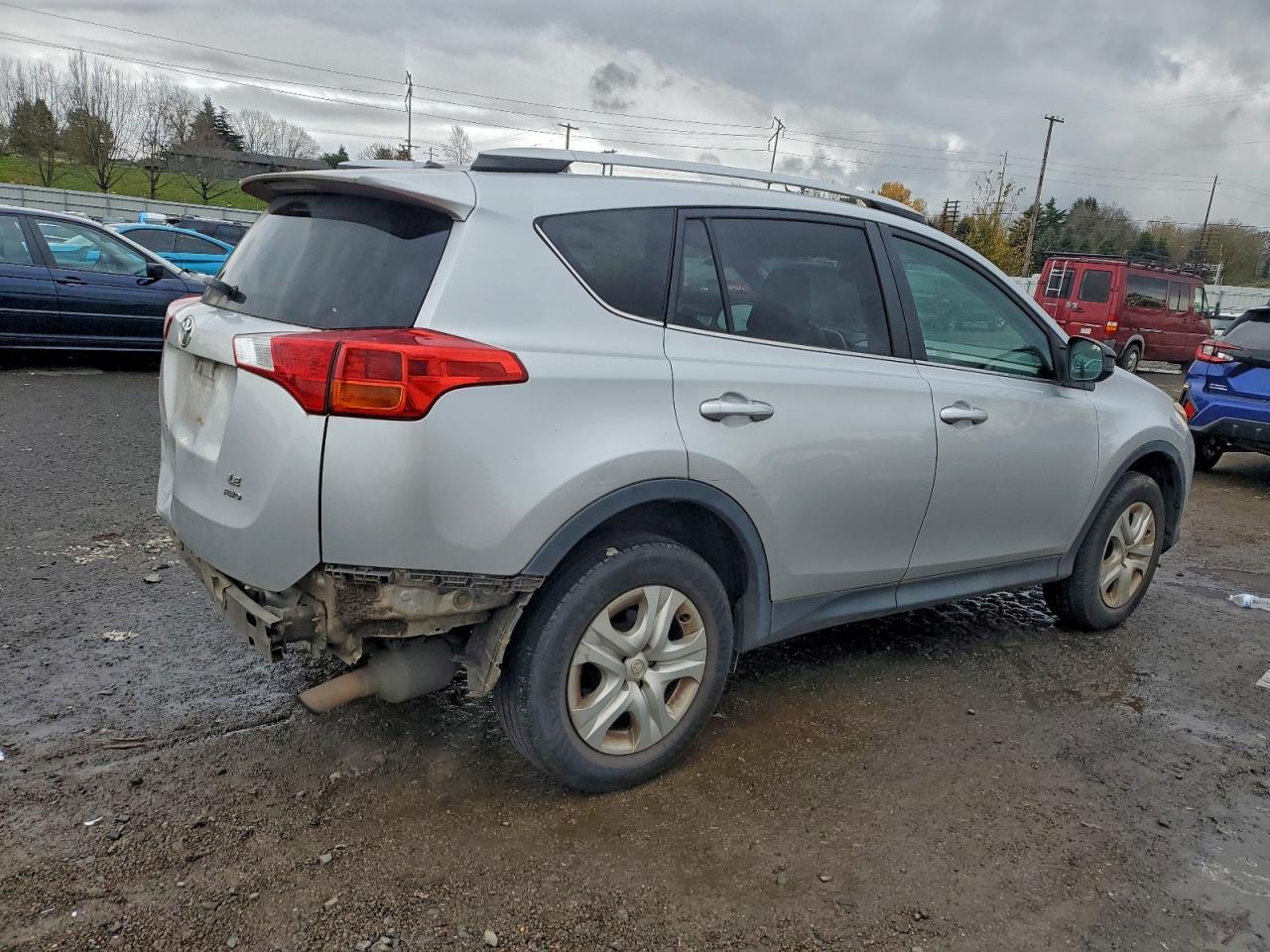 TOYOTA RAV4 LE