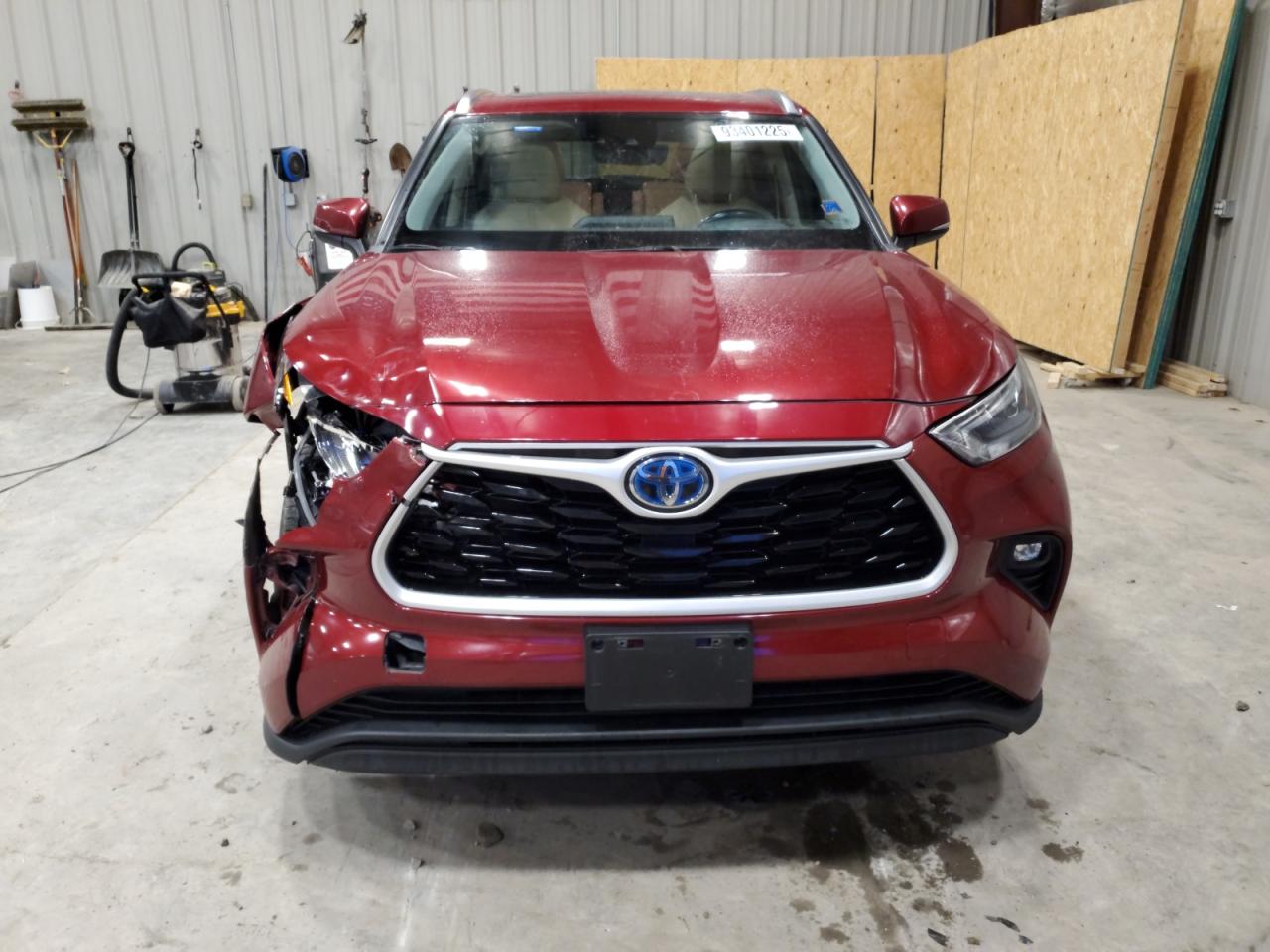 TOYOTA HIGHLANDER HYBRID XLE