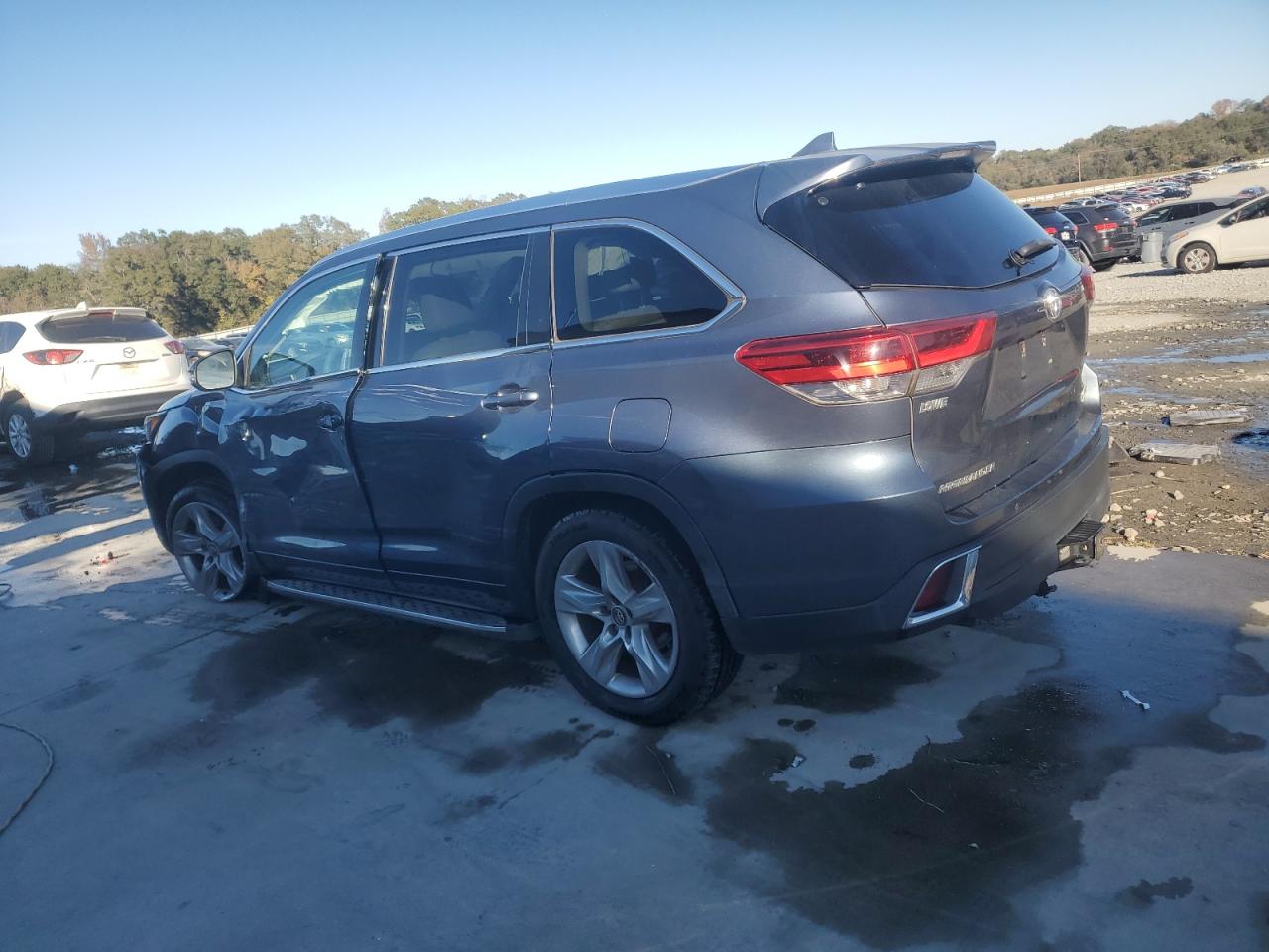 TOYOTA HIGHLANDER LIMITED