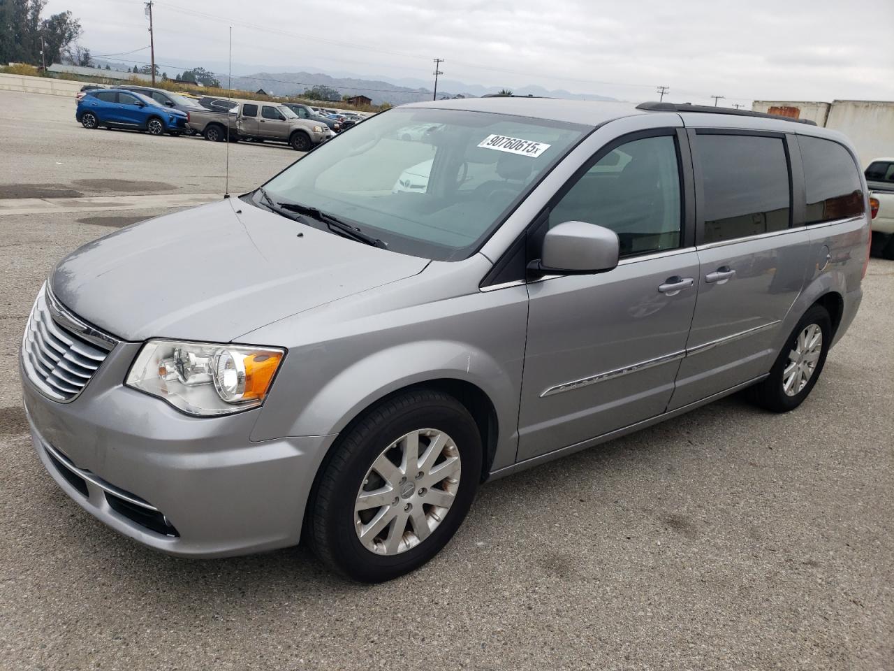 CHRYSLER TOWN & COUNTRY TOURING