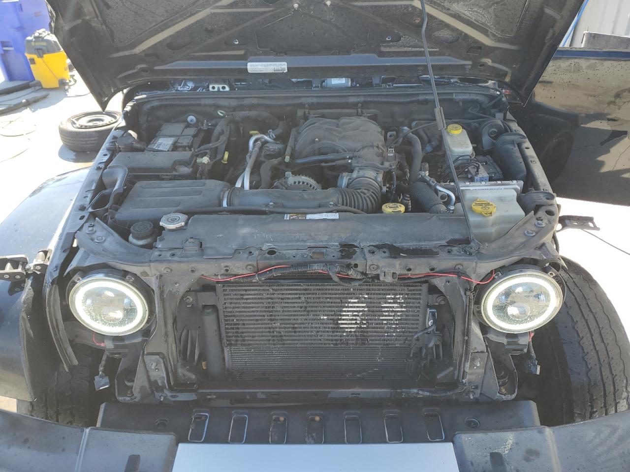 JEEP WRANGLER SAHARA