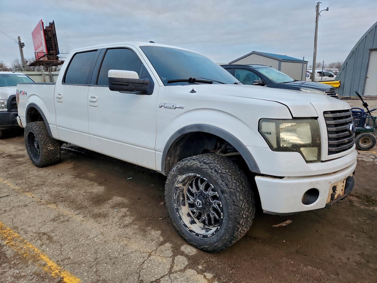 FORD F-150 SUPERCREW