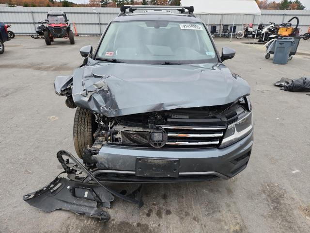2018 VOLKSWAGEN TIGUAN SE - 3VV2B7AX8JM097357