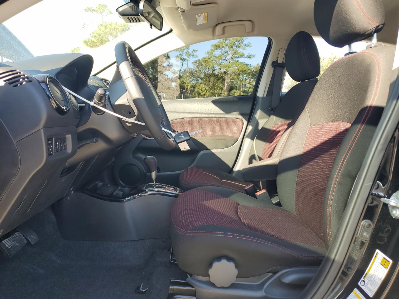 MITSUBISHI MIRAGE SE