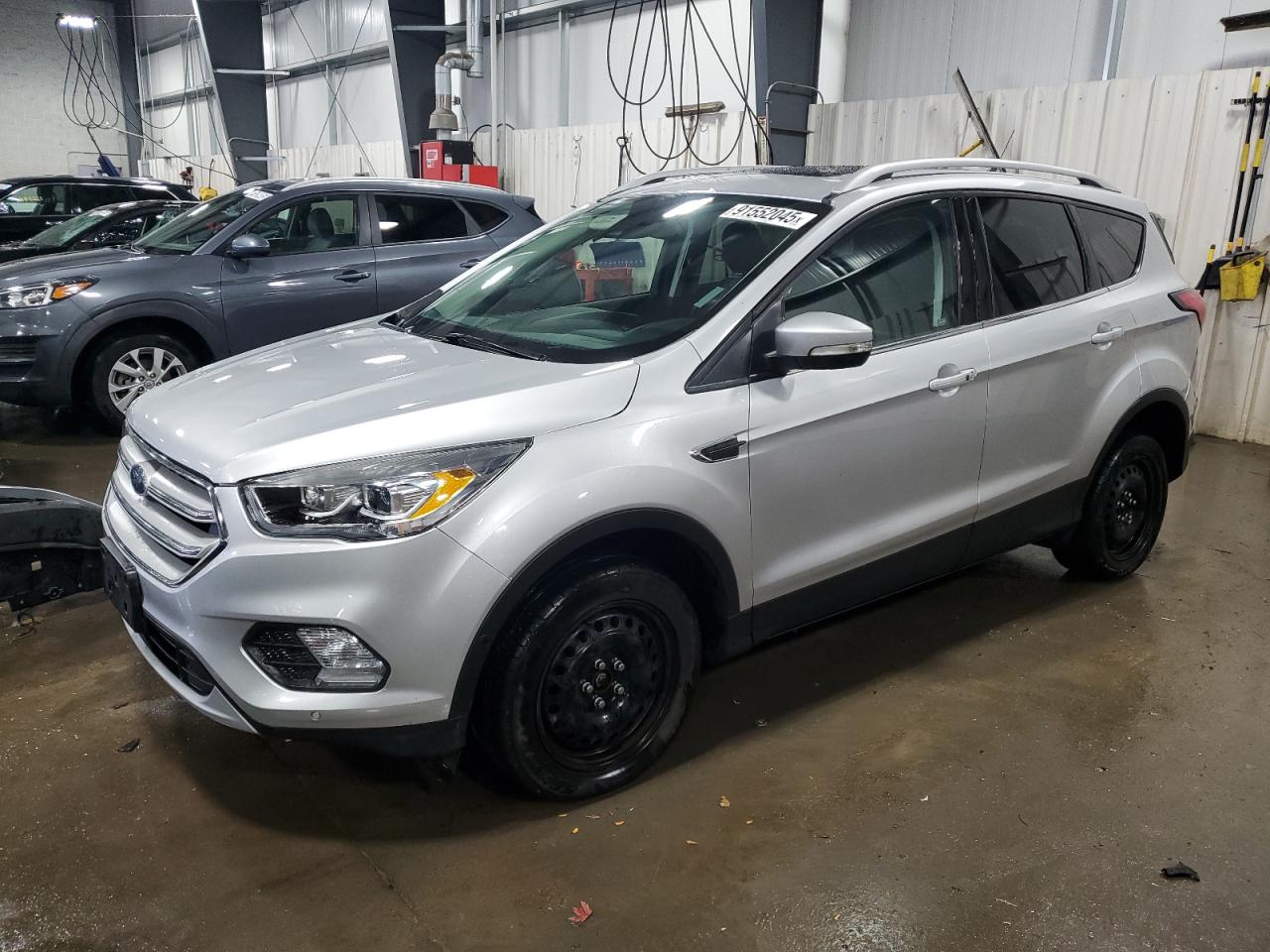 FORD ESCAPE TITANIUM