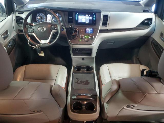 2017 TOYOTA SIENNA XLE #3293453428