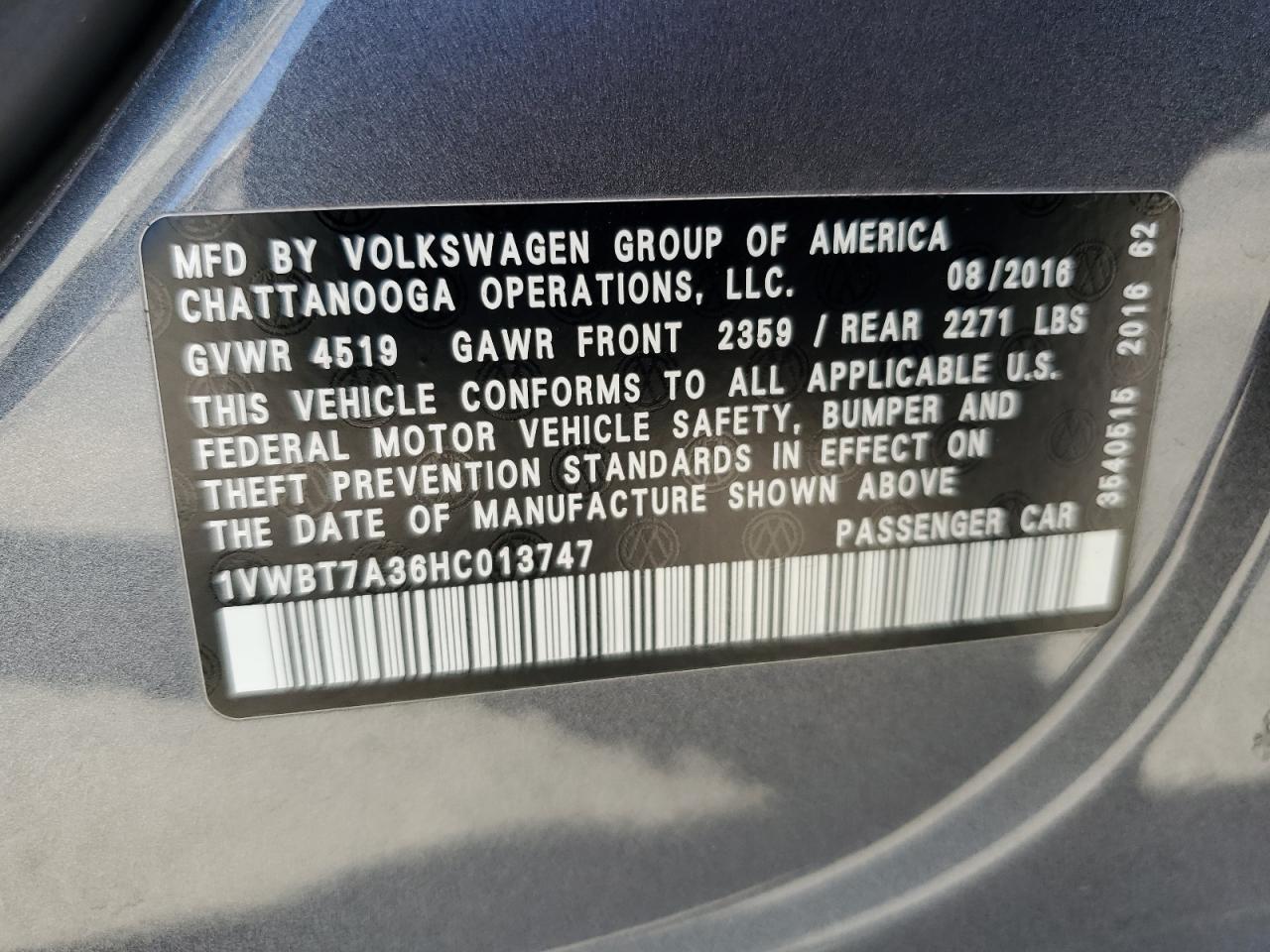 VOLKSWAGEN PASSAT SE