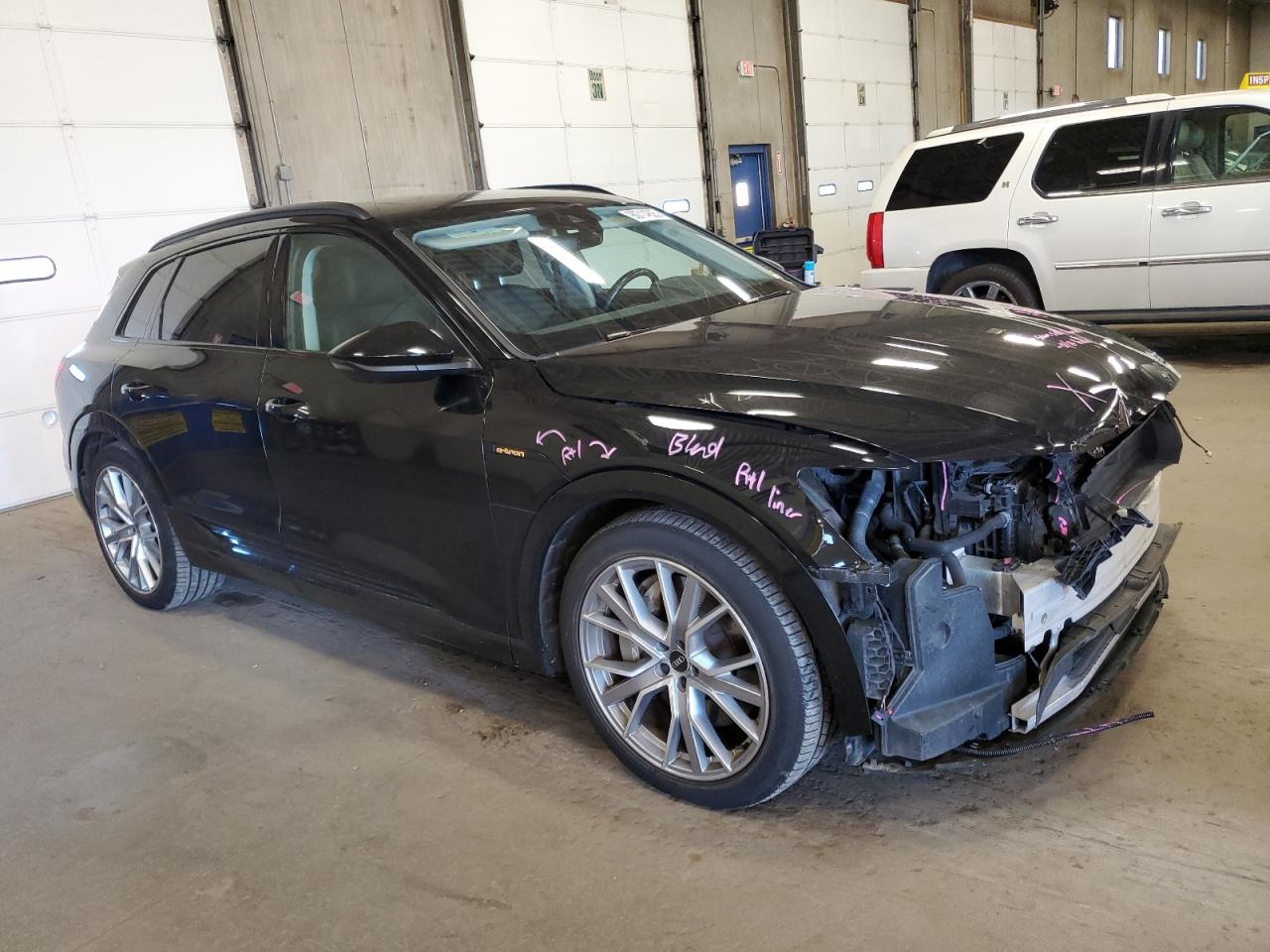 AUDI E-TRON PRESTIGE