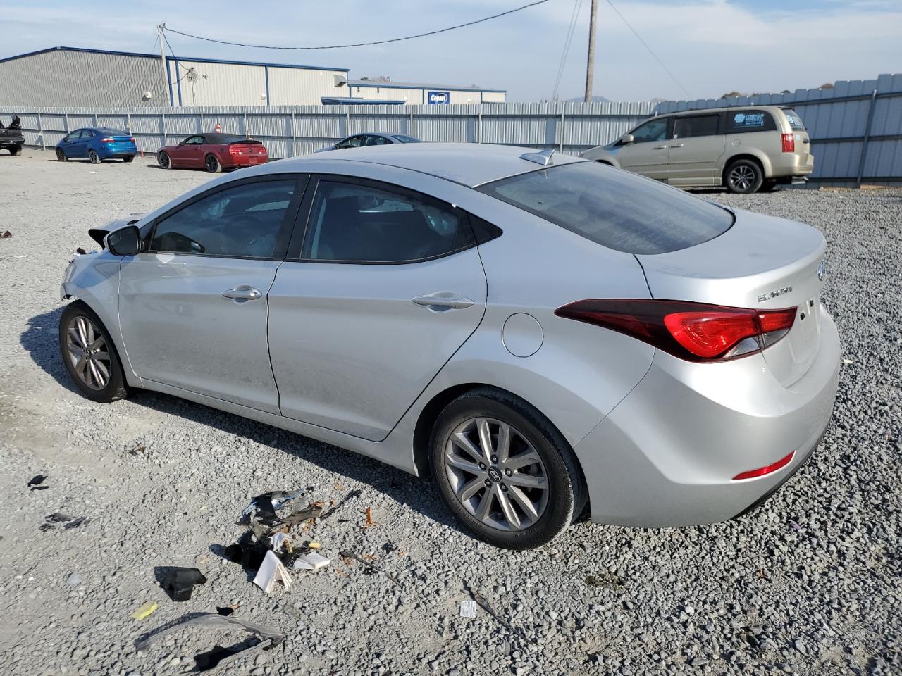 HYUNDAI ELANTRA SE
