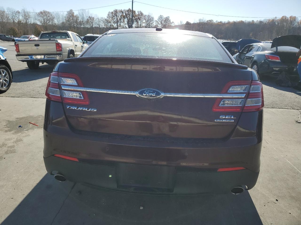 Lot #3301822364 2018 FORD TAURUS SEL
