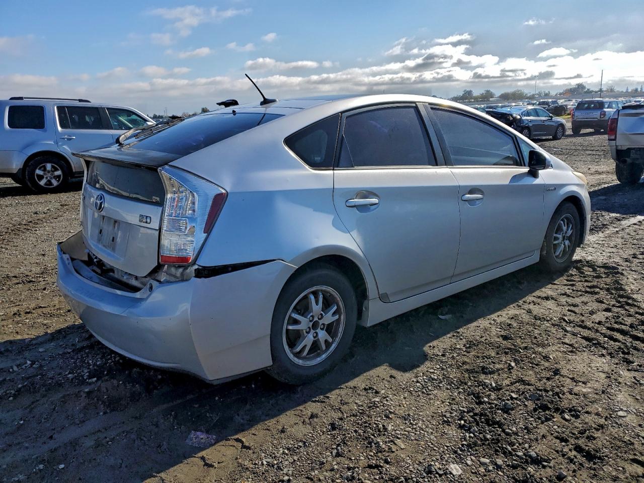 TOYOTA PRIUS