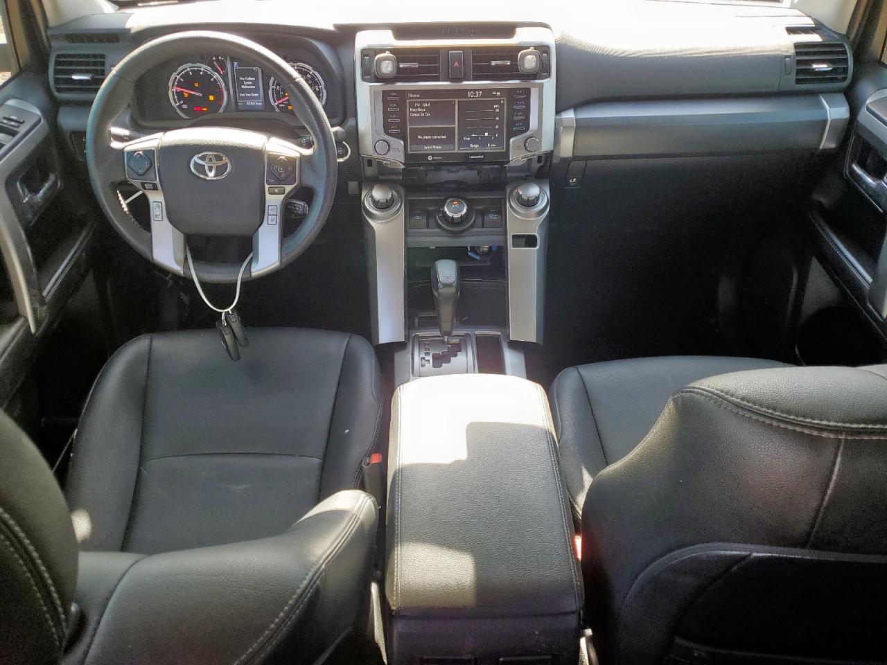 TOYOTA 4RUNNER TRD SPORT