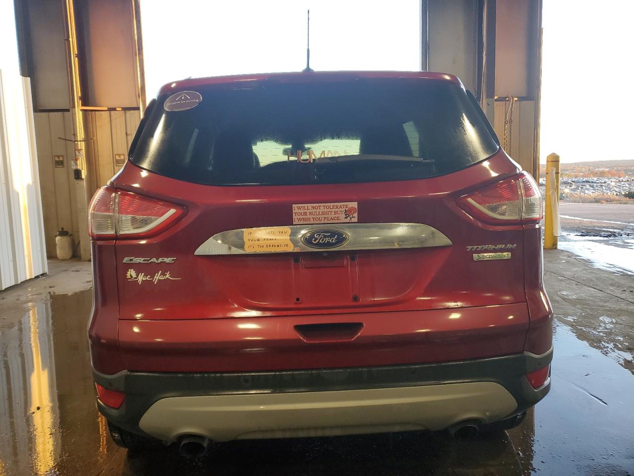 FORD ESCAPE TITANIUM