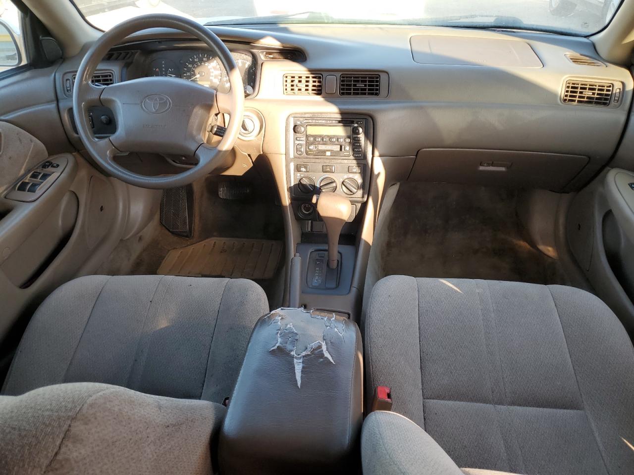 Lot #3285900574 2001 TOYOTA CAMRY LE