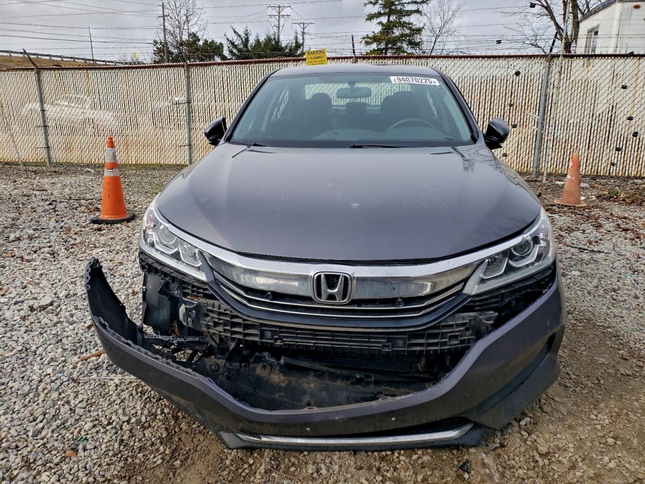 Lot #3312333776 2017 HONDA ACCORD LX