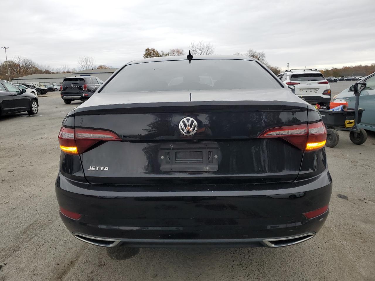 VOLKSWAGEN JETTA S
