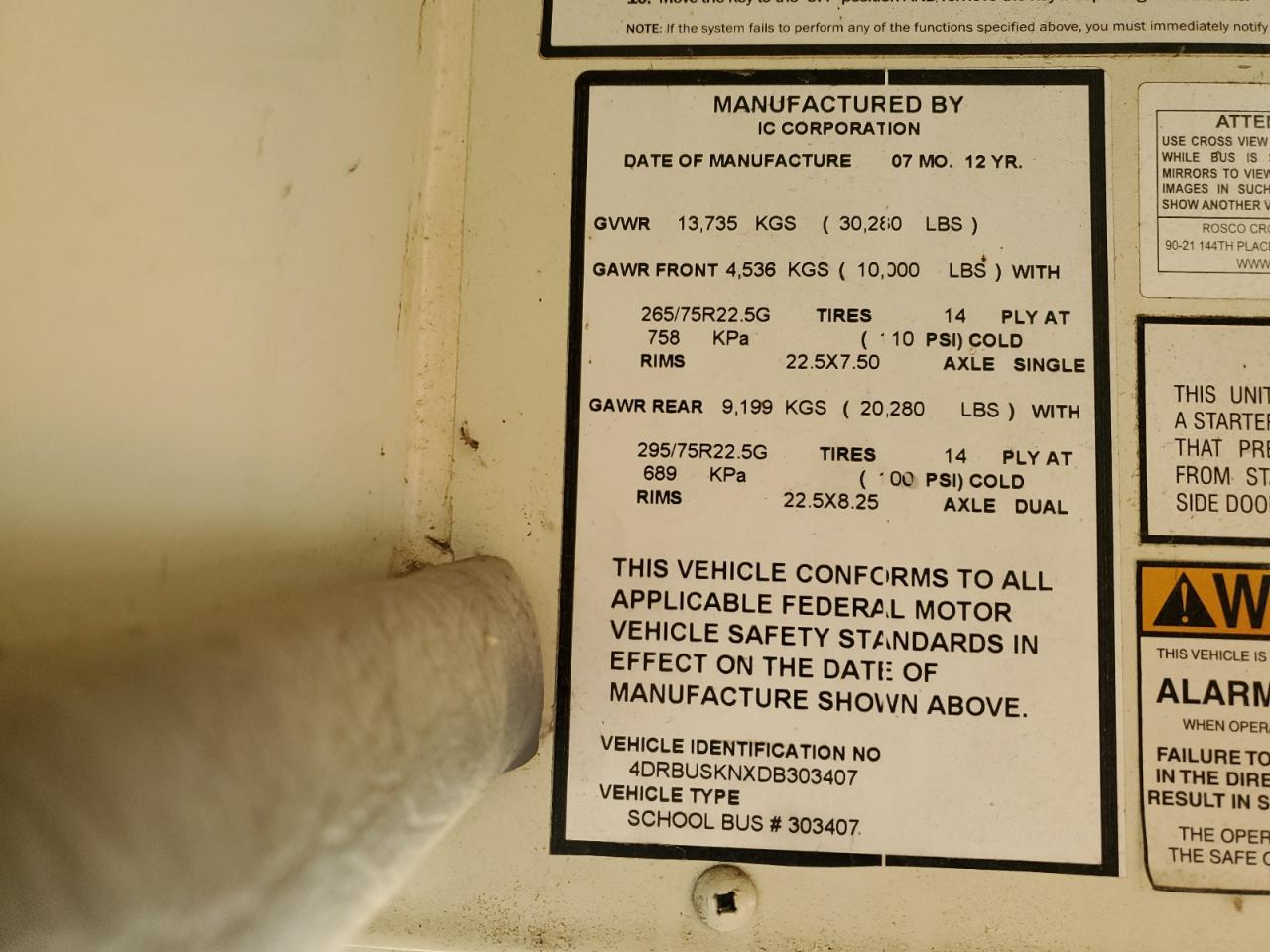 Lot #3285637326 2013 IC CORPORATION 3000 CE