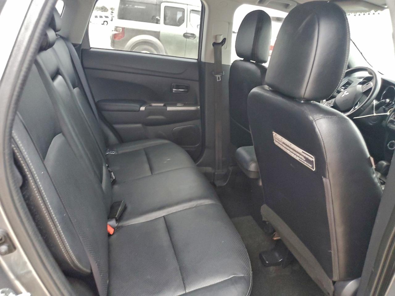 MITSUBISHI OUTLANDER SEL