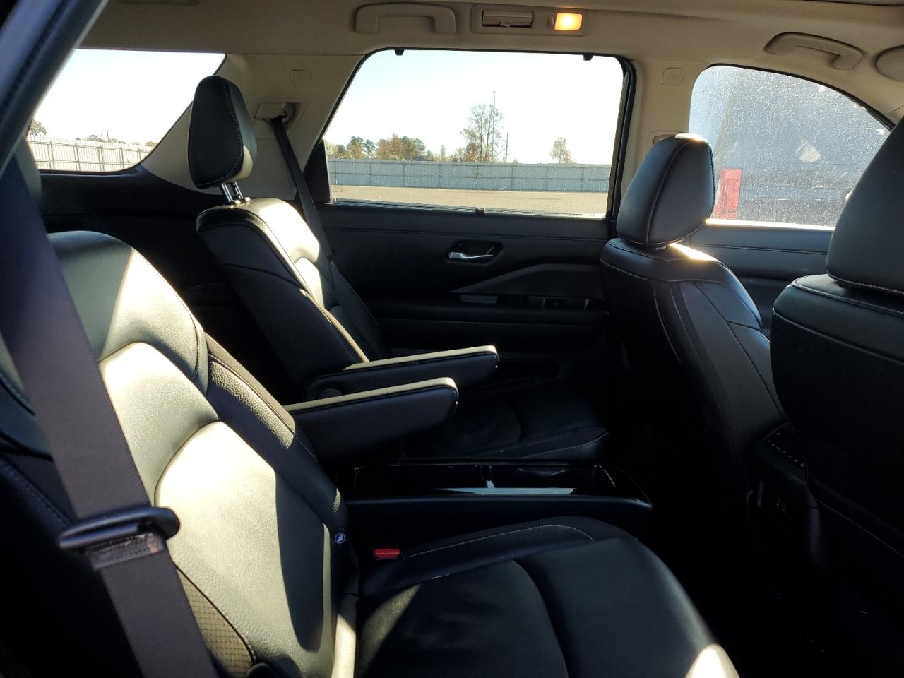 NISSAN PATHFINDER SL