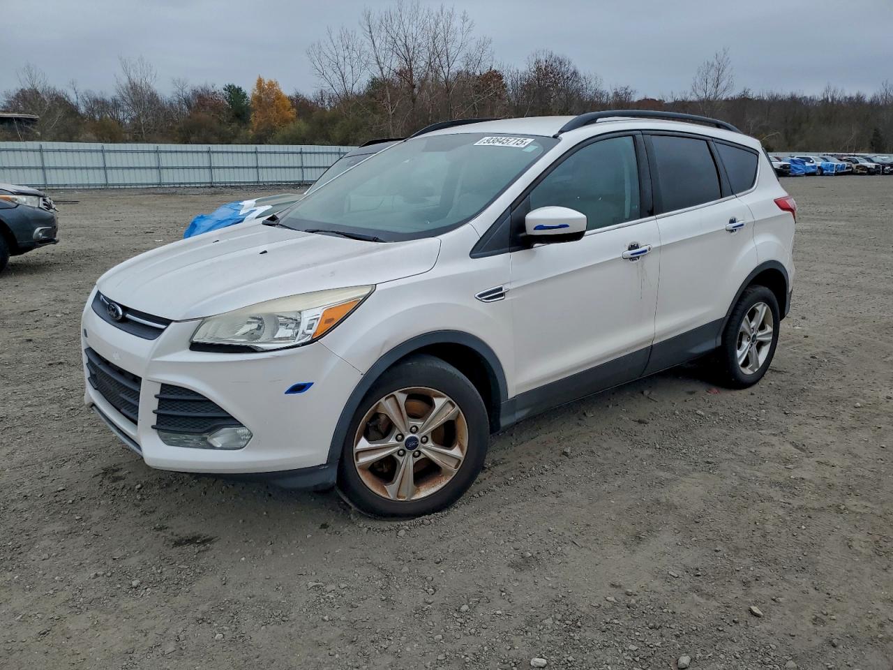 FORD ESCAPE SE